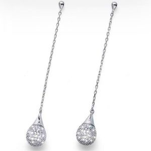 Oliver Weber Earring Shot